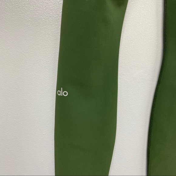 ALO YOGA Hunter Green Ripped Warrior Leggings - Picture 7 of 7